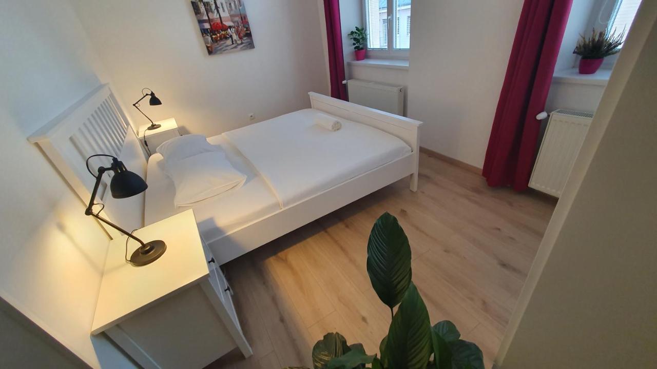 Le Monde Apartment Bratislava - Amazing 5Bdr In Downtown ภายนอก รูปภาพ
