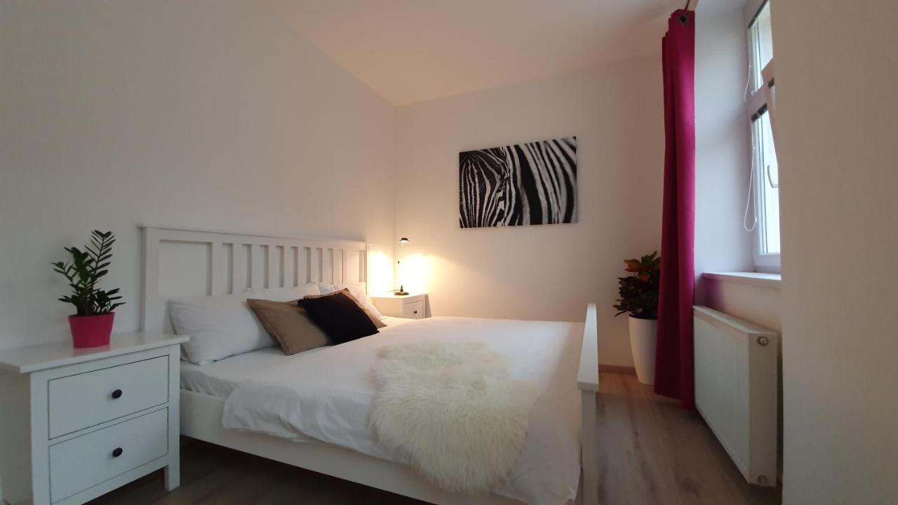 Le Monde Apartment Bratislava - Amazing 5Bdr In Downtown ภายนอก รูปภาพ